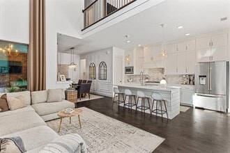 Building Photo - 7205 Caladium Dr