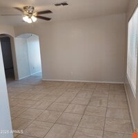 Building Photo - 11922 N Olive St