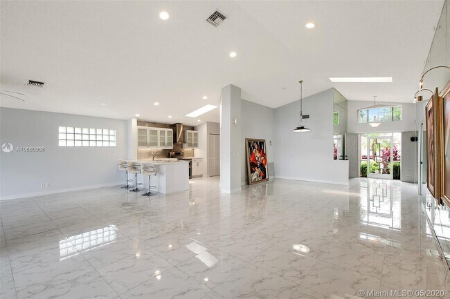 Building Photo - 9601 Harbour Lake Cir