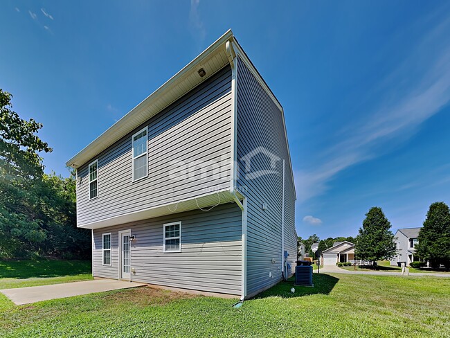 Building Photo - 1482 Hammermill Ln