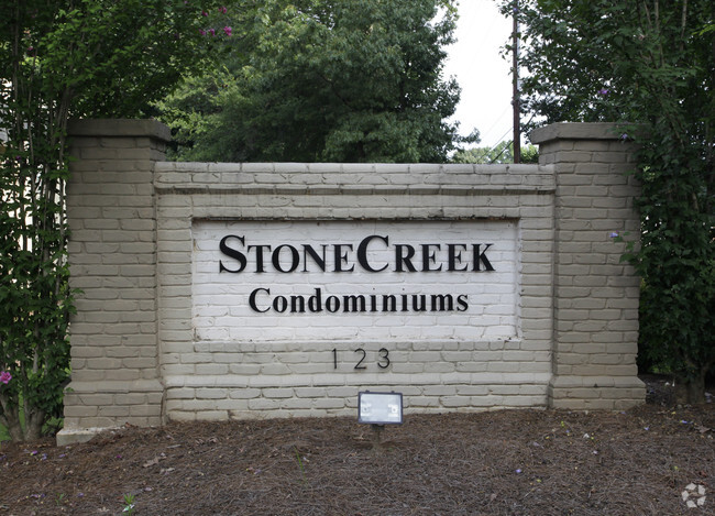 Stone Creek - Stonecreek Townhomes