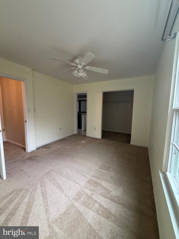 Building Photo - 11207 Kensington Pl