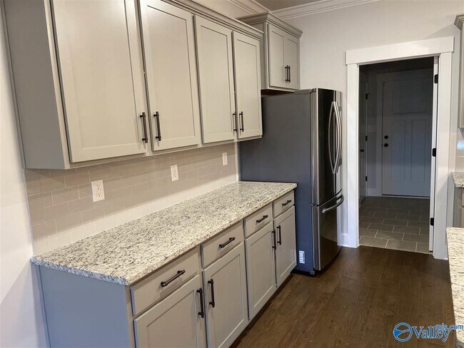 Building Photo - 442 Legend Oak Way SW