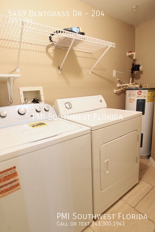 Building Photo - 5459 Bentgrass Dr