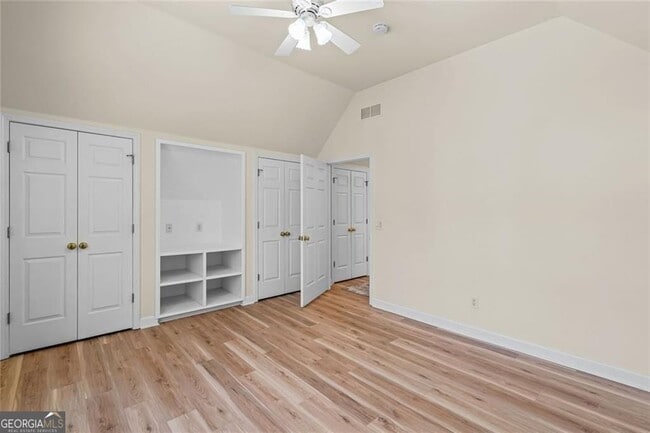 Building Photo - 4640 Chestatee Pointe Rd