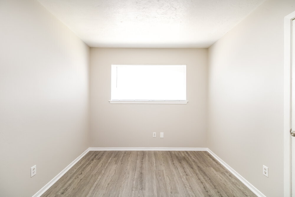 Building Photo - 2701 5th Ave N