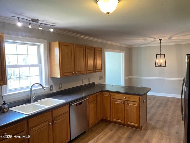 Building Photo - 1149 Stone Creek Dr