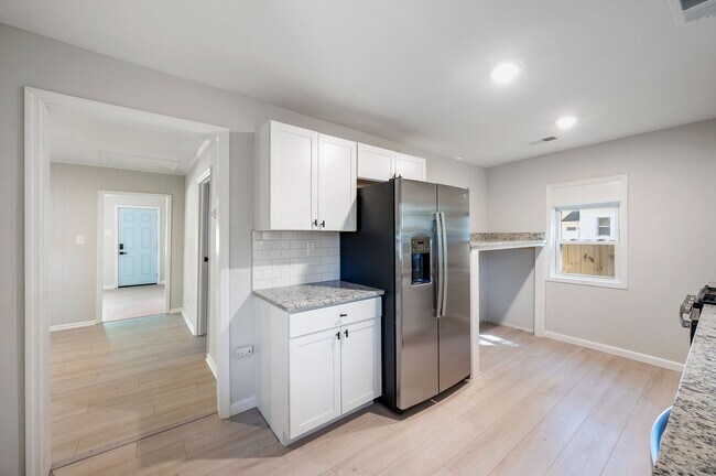 Building Photo - 4673 Hassell Ave