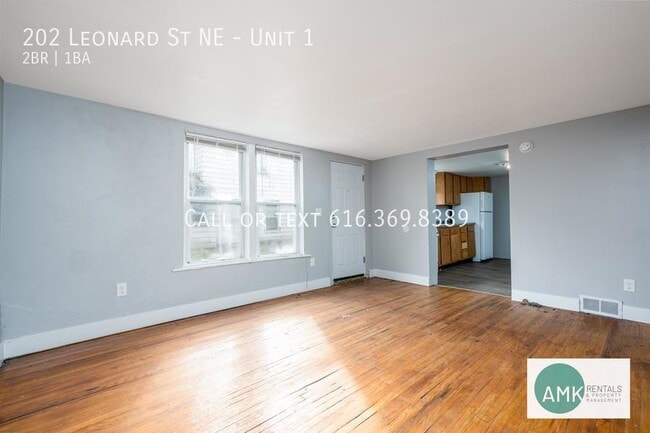 Building Photo - 202 Leonard St NE