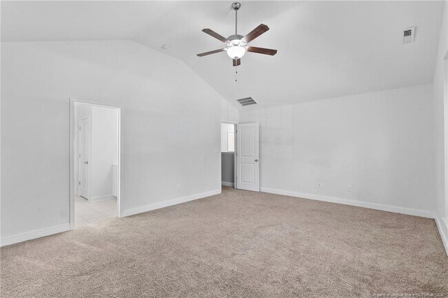 Building Photo - 2051 Hayfield Rd