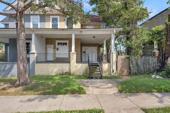 Building Photo - 3503 Oakmont Ave
