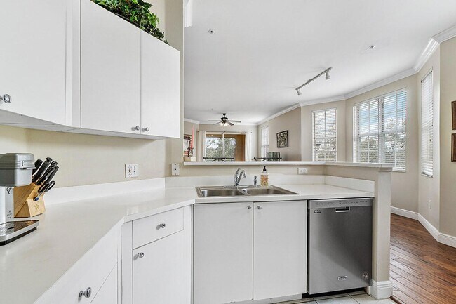 Building Photo - 11740 St Andrews Place