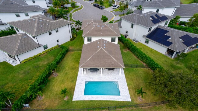 Building Photo - 3018 Safflower Cir