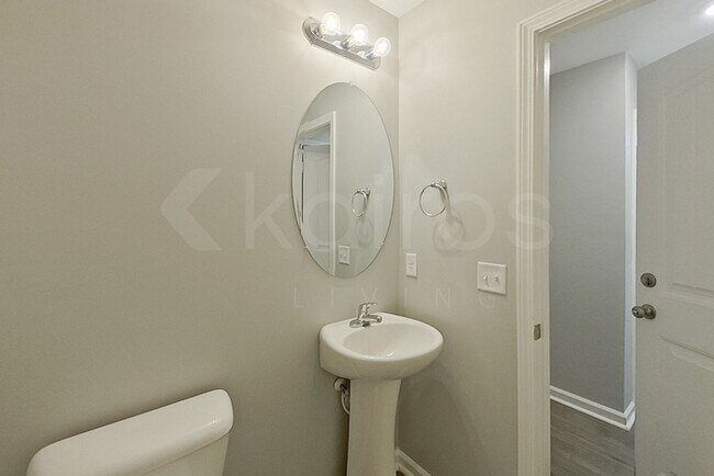 Building Photo - 108 Ebenezer Blf Wy