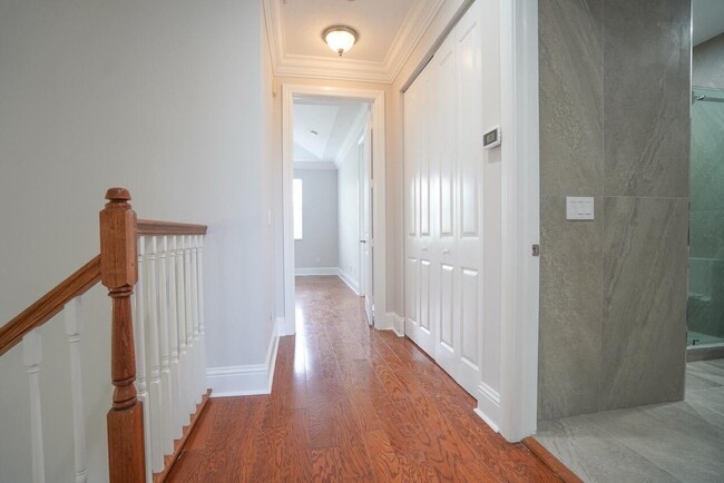 Building Photo - 214 S Latitude Cir