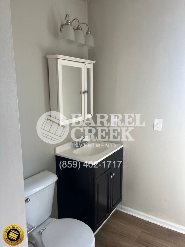 Building Photo - 508 N Main St