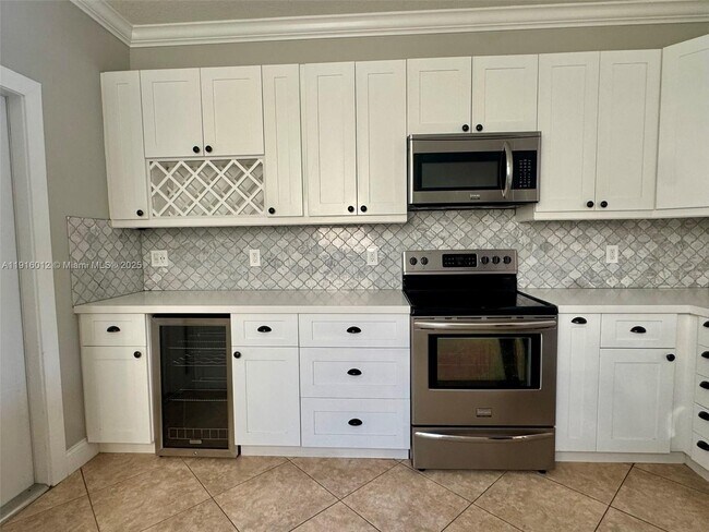 Building Photo - 3748 San Simeon Cir