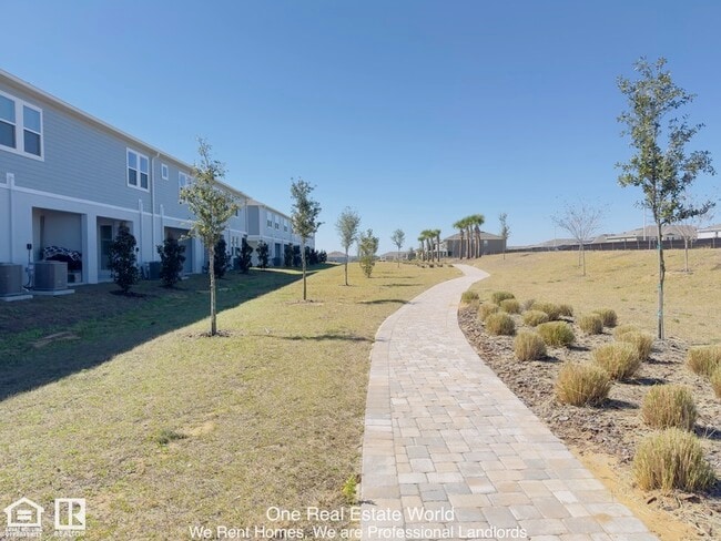 Building Photo - 2971 Maloof Dr