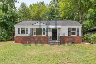 Building Photo - Completely Renovated 3-Bedroom Home | Stunning Kitchen | Convenient Sumter Location
