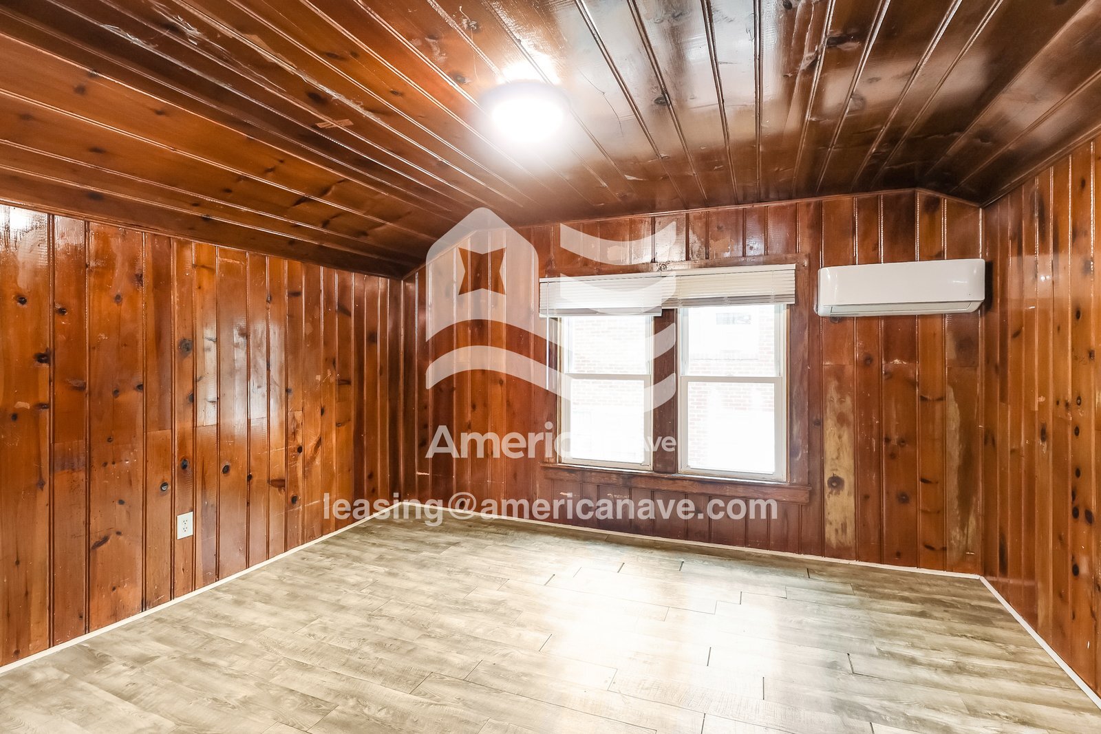 Building Photo - 808 3rd St SE