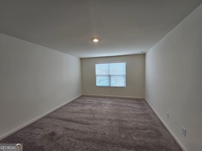 Building Photo - 2662 Toucan Wy