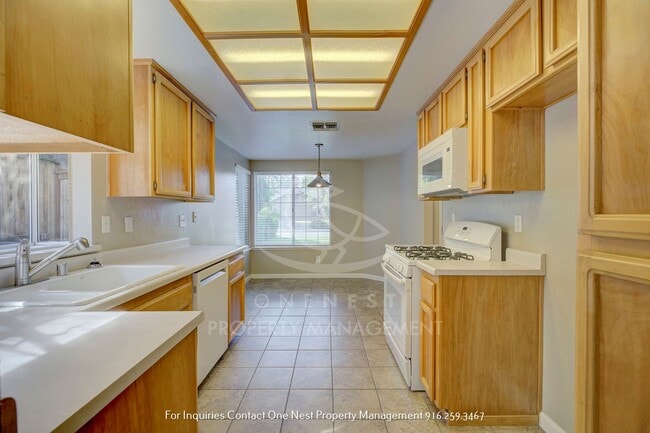 Building Photo - Location! Location! Location!