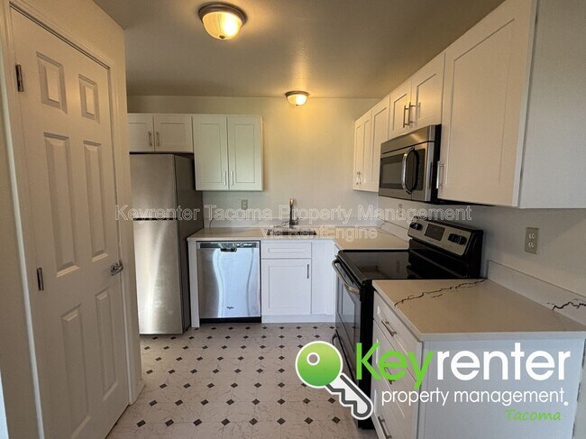 Building Photo - 1412 S I St