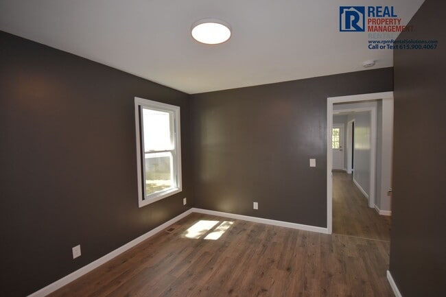 Building Photo - 401 Dunnaway St