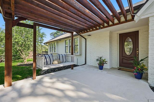 Building Photo - 841 Caublestone Hill Dr