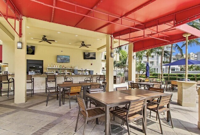 Building Photo - 3800 N Ocean Dr