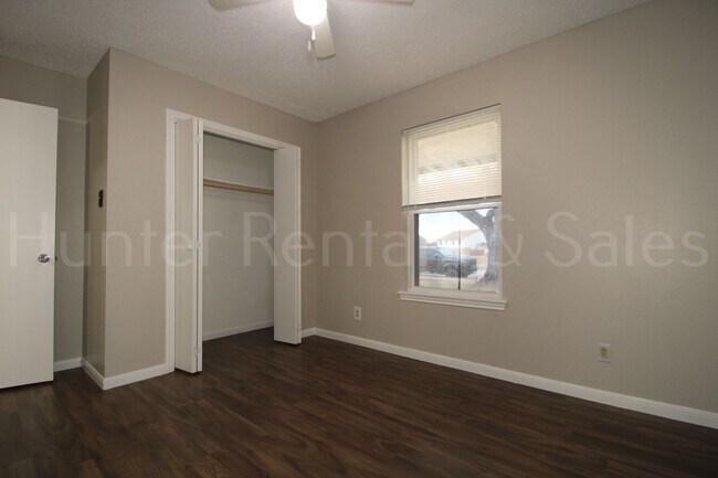 Building Photo - Stylish Killeen Retreat on Mountain View Drive