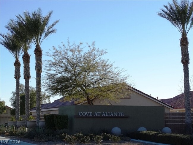 Building Photo - 4445 Meadowlark Wing Way