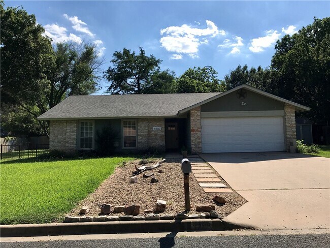 Building Photo - 3406 Valley Pike Rd