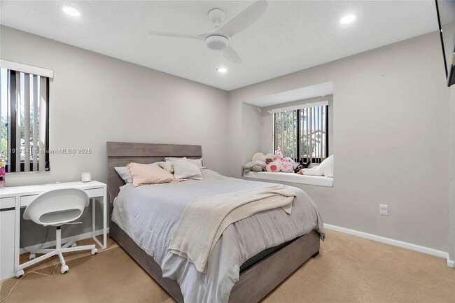 Building Photo - 7525 NW 61st Terrace