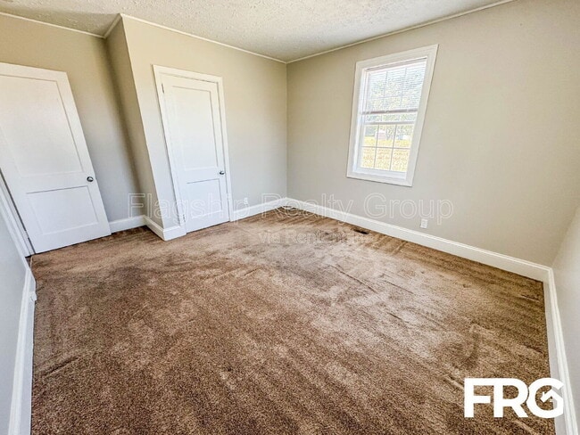 Building Photo - 1716 Tommys Rd