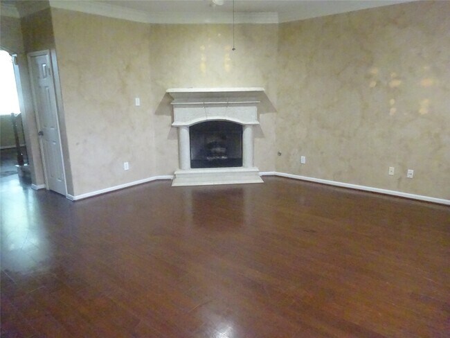 Building Photo - 14007 Breezy Cypress Creek Trail