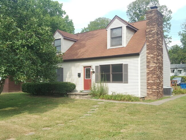 Primary Photo - 110 N Union St