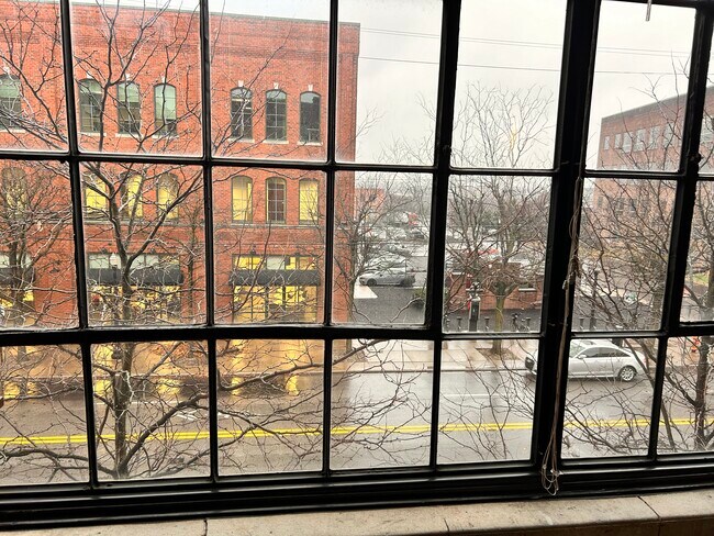 Watch the city all the time - 570 S Front St