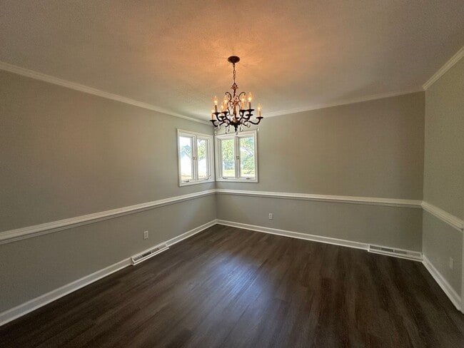 Building Photo - Fully Renovated Home with Unmatched Character