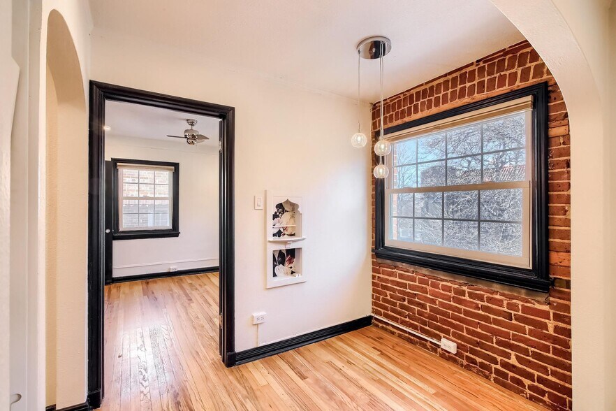 Building Photo - 1365 Corona St