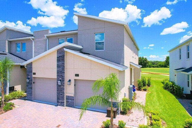 Building Photo - 741 Ocean Course Ave