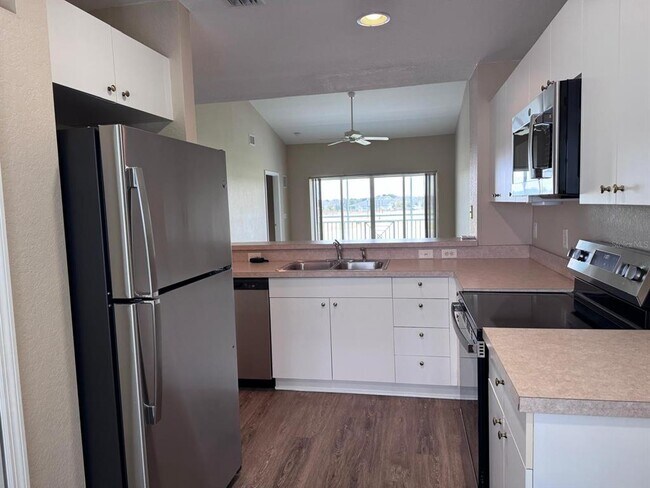 Building Photo - 5764 Sabal Trace Dr