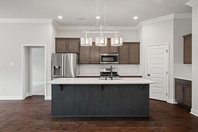 Building Photo - 9023 Mountain Preserve Blvd
