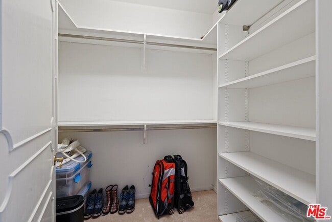 Building Photo - 15656 Crownridge Pl