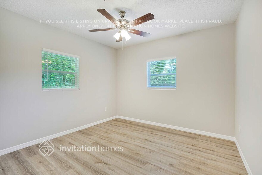 Building Photo - 3725 Pine View Cir