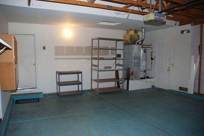 Building Photo - Four Br Single Story Home in NW Reno