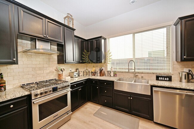 Building Photo - 531 Meridian Ave