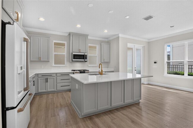 Building Photo - 15382 Arcadia Blf Lp