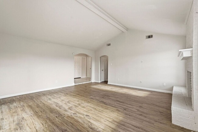 Building Photo - 11202 Sagehill Dr