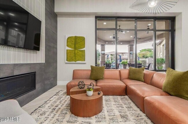 Building Photo - 3330 S Gilbert Rd